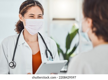 Covid, Tablet And Doctor Consulting Patient, Woman Or Girl About Test Results, Medicine Or Health. Healthcare Worker, Hospital Employee Or Medical Expert With Safety Mask Talking To Clinic Client