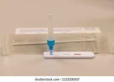 Covid-19 Omicron Rapid Antigen Self-test Kit Of Lateral Flow Method: Nasal Swab, Extraction Tube, Test Strip