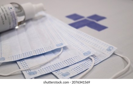 COVID-19 text input banner sign, First aid sign, Medical icon white masks on cloth white background. cross flag. Face masks to fight against the spread of virus. COVID19