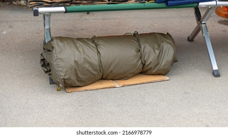 Cowboy Bed Roll Under Cot For Camping