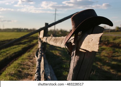 cowboy hat fence