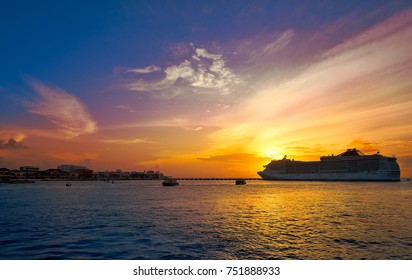 Cozumel Island Sunset Cruise In Riviera Maya Of Mayan Mexico