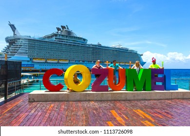 147 Royal carribean Images, Stock Photos & Vectors | Shutterstock