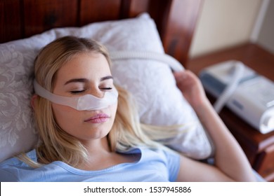 Cpap machine, sleeping with cpap mask under nose 