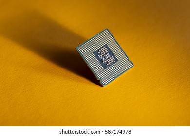 CPU
