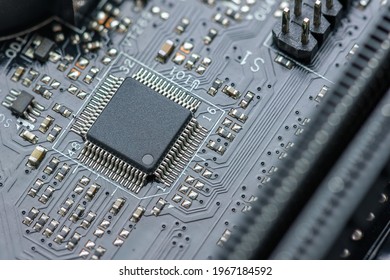 CPU Central processing Unit or GPU with blank surface for writing text. CPU performs arithmatic, logic, controlling and operation designed in the instruction in the program, used in digital AI,VR, etc