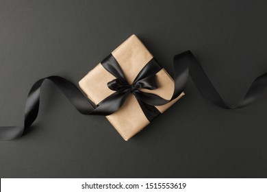 2,620,040 Birthday gift Images, Stock Photos & Vectors | Shutterstock