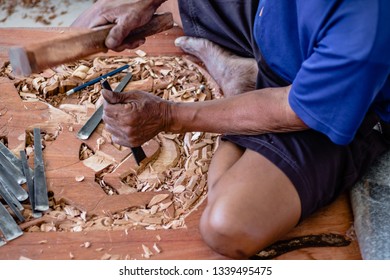 Craftman Wood Carving, Sculptured Wood Thai Style