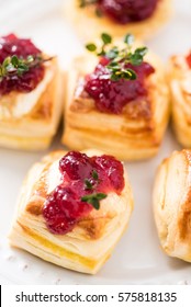 Cranberry Brie Bites