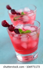 Cranberry Juice With Berries, Ice, And Mint