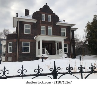 Cranfield House In Toronto. 
Edwardian Architecture Built In  1902. Used In The Filming Of The 