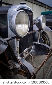 Crank Up Vintage Car With Headlights