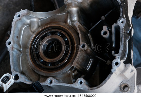 Crankshaft crankshaft, motorcycle engine,
repair, maintenance.