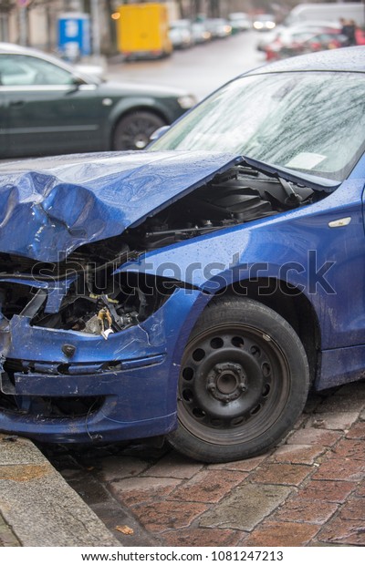 Crashed car\
hood