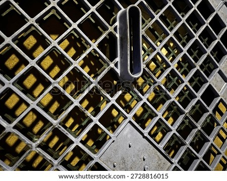 crate pattern crisscross and shadow 