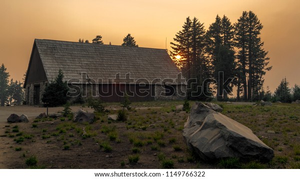 Crater Lake Cabin Stock Photo Edit Now 1149766322