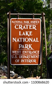 Crater Lake National Park Sign