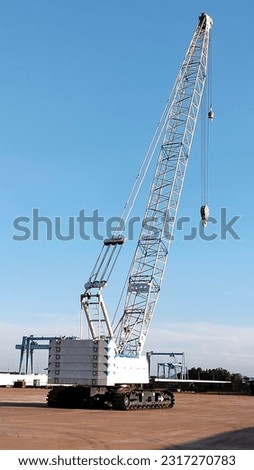 Crawler crane SWL 100 tons. boom length 36 metre