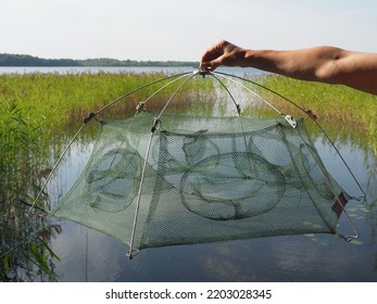 Crayfish Catching Folding Net. Fishing Net With Frame. Nylon Folding Shrimp Cage. Green Fishing Trap