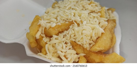 Creamy Cheesy Chips In A Tray