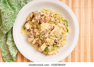 Creamy Chicken Alfredo With Zucchini Noodles , A Ketogenic Diet Meal