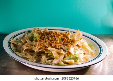 Creamy Italian Alfredo Bowtie Pasta With Broccoli