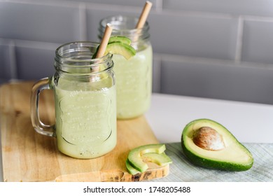 Avocado/Aguacate Straw Tumbler