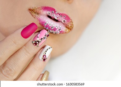 Creative lip makeup   trendy nail art manicure and rhinestones Matte nail design and gradient white  pink   gold nail Polish 