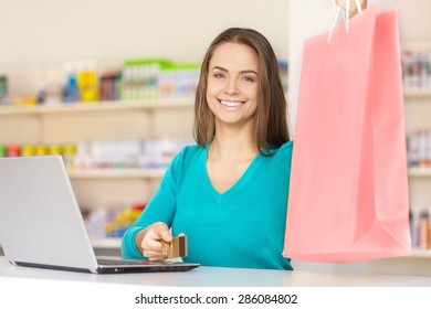 Credit Card, Shopping, Customer.