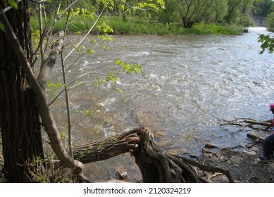 Credit River In Mississauga At Burnhampthorpe Road