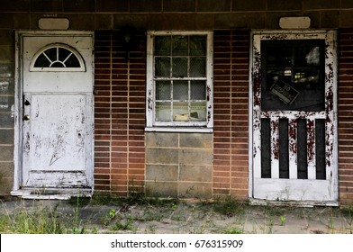 Creepy Scary Old Grungy Abandoned Roadside Motel