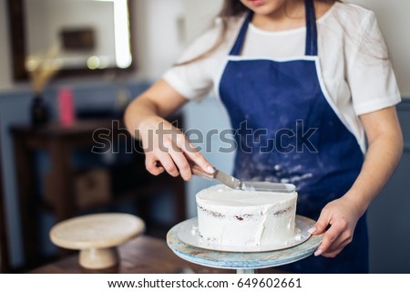 Crepe cake decoration