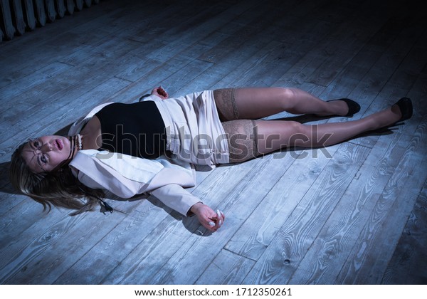 Crime Scene Strangled Pretty Business Womanarkivfotografi1712350261 Shutterstock 7050