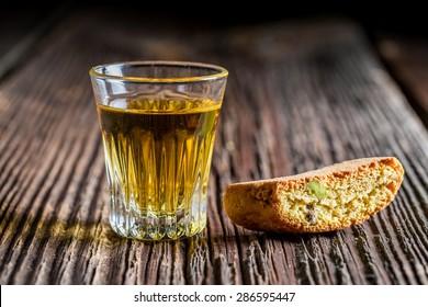 Crispy Cantuccini With Vin Santo