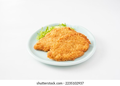 crispy chicken fillet in bread crumbs, close-up，isolated on white background.