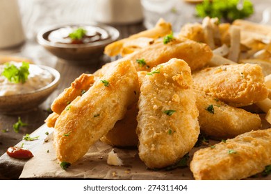 Crispy Fish And Chips With Tartar Sauce