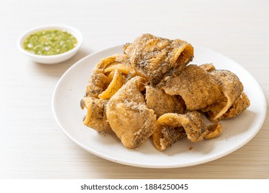Crispy Gourami Fish with Spicy Seafood Sauce