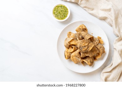 Crispy Gourami Fish with Spicy Seafood Sauce