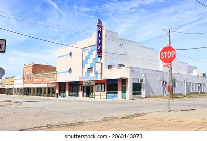 Crockett, Texas United States - October 16 2021: A Historic Theater On The Street Corner On A Sunny Afternoon