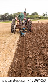 Crockey Hill, York, England 10 September 2016 Bruce Lumsden Dairy Farmer Australia, In The Vintage Hydraulic Plough Of The World Ploughing Contest Driving An International Harvester & Ransomes TS86
