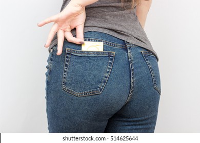 918 Girls In Short Jeans Back Pocket Images, Stock Photos & Vectors ...