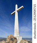 Cross on top of Mount Rubidoux 