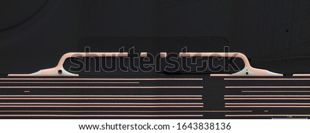 Crossection IC with solder on PCB