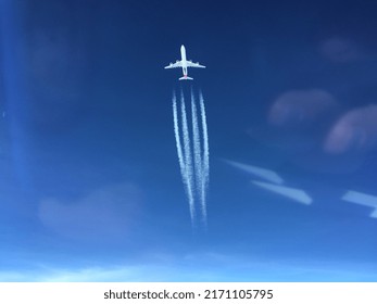 Crossing Airbus A380 in the sky