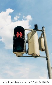 Nudist traffic light Excellent message)) nudist traffic light have faced