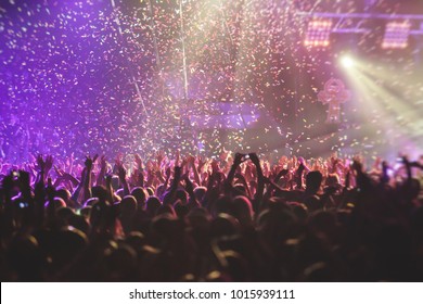 23,808,076 Happy crowd Images, Stock Photos & Vectors | Shutterstock