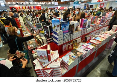 Crowded International Book Fair Pavillion Wearing Mandatory Protective Mask Turin Italy October 16 2021