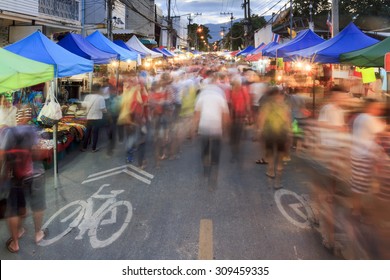 Crowds Tourist At Chiang Mai Sunday Walking Street Market 