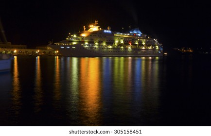 Cruise Ship - Night Lights Colors 