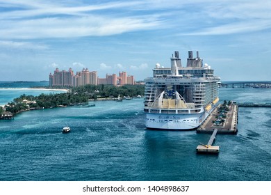 Atlantis Resort Harbor High Res Stock Images Shutterstock